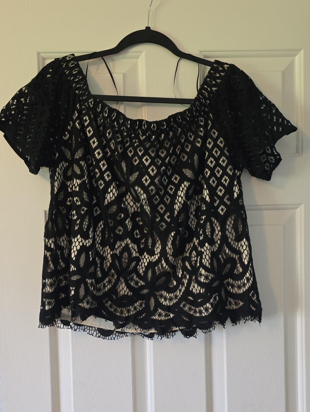 Black Lace Overlay Off-Shoulder Women's Top Sz Lg